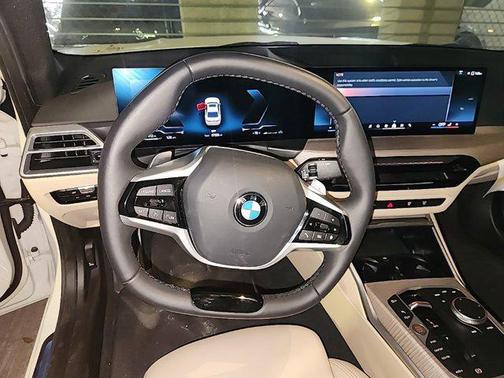 Alpine White 2025 BMW 330 330i