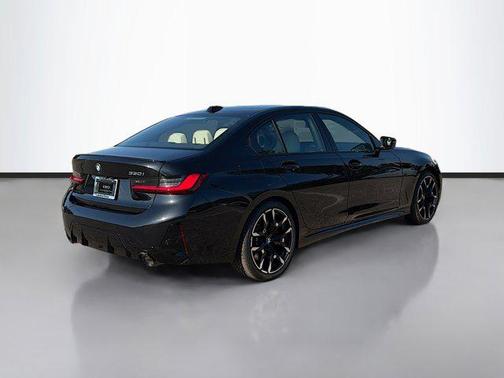 2026 BMW 330 i