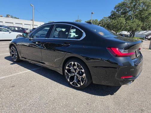 2025 BMW 330 330i