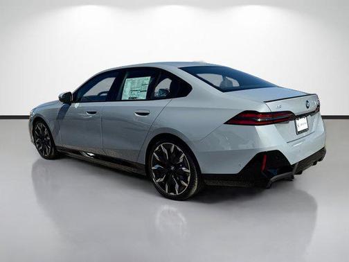 2026 BMW i5 eDrive40