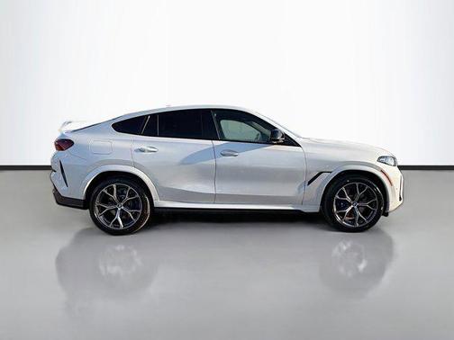 2026 BMW X6 M60i