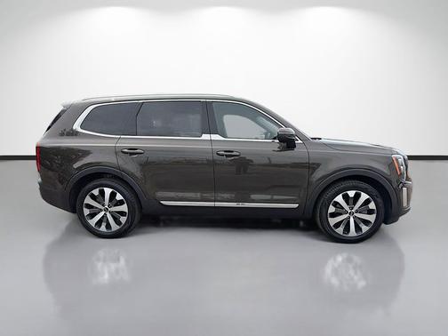 Dark Moss 2021 Kia Telluride EX