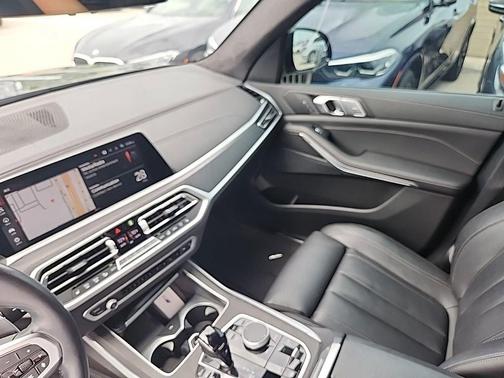 Dravit Grey Metallic 2022 BMW X7 xDrive40i