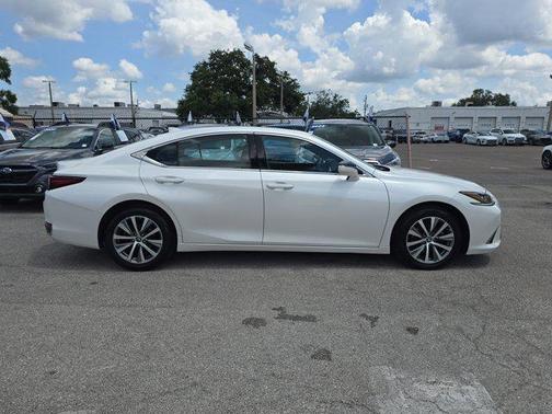 2021 Lexus ES 250 Base