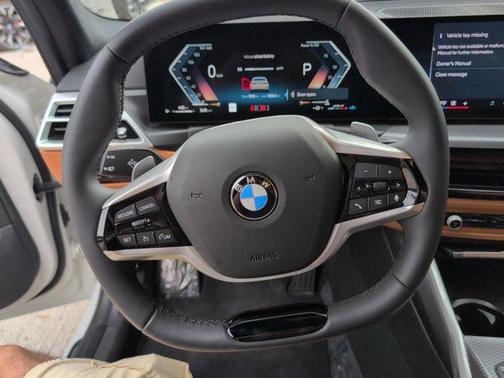 2025 BMW 330 i