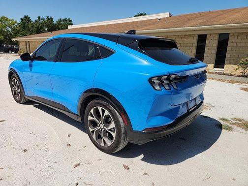 2022 Ford Mustang Mach-E Premium