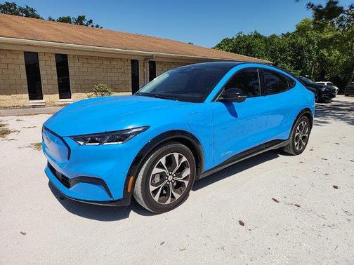 2022 Ford Mustang Mach-E Premium