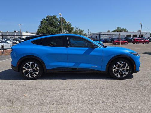 2022 Ford Mustang Mach-E Premium