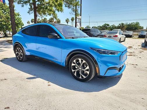 2022 Ford Mustang Mach-E Premium