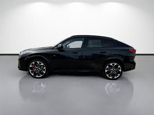Black Sapphire Metallic 2026 BMW X2 xDrive28i