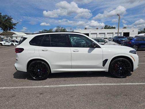 2026 BMW X5 M60i