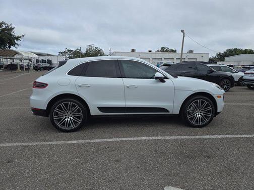 2018 Porsche Macan S
