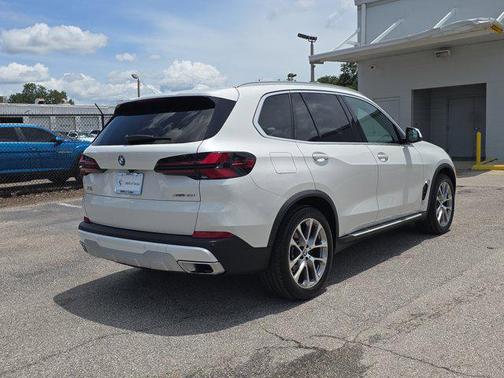 2025 BMW X5 xDrive40i