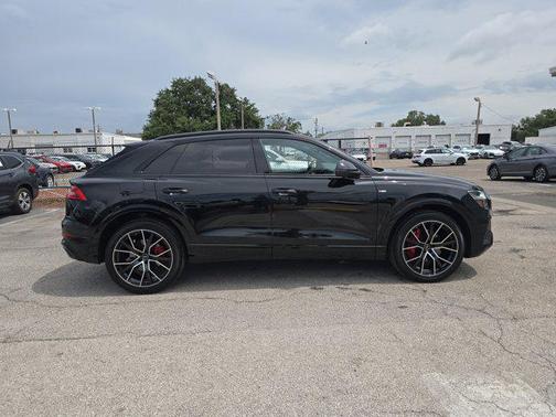 2023 Audi Q8 55 Premium Plus