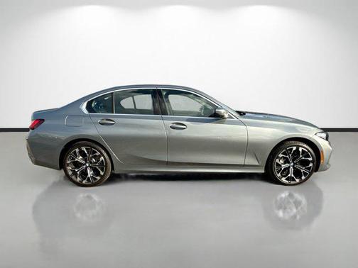 2025 BMW 330 xDrive