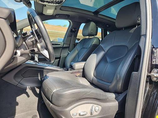 2019 Porsche Macan Base