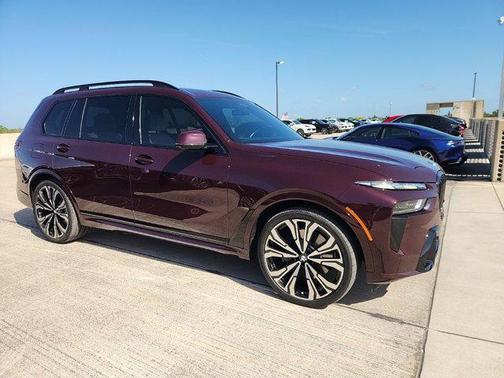 Ametrin Metallic 2024 BMW X7 xDrive40i