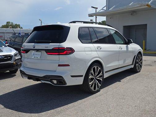 2026 BMW X7 xDrive40i
