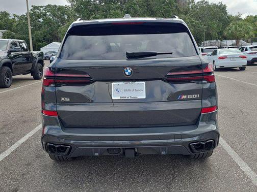 2026 BMW X5 M60i