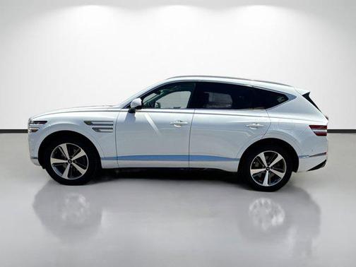 Uyuni White 2021 Genesis GV80 2.5T