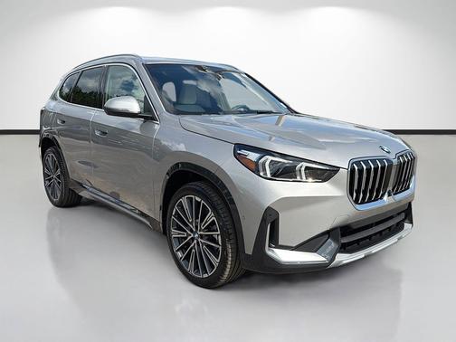 Space Silver Metallic 2026 BMW X1 xDrive28i