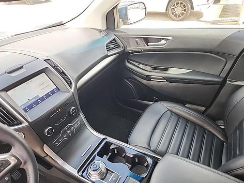 BLUE METALLIC 2019 Ford Edge SEL