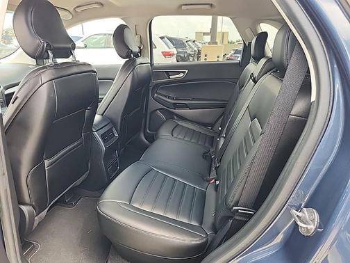 BLUE METALLIC 2019 Ford Edge SEL