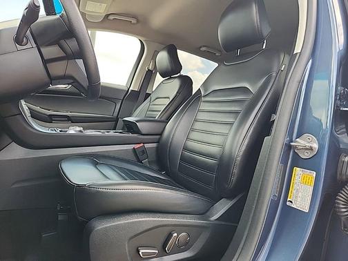 BLUE METALLIC 2019 Ford Edge SEL