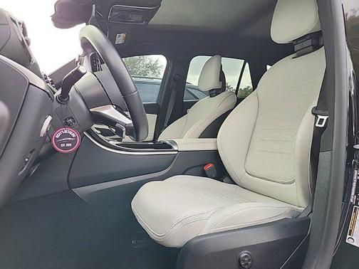 2024 Mercedes-Benz GLC 300 4MATIC