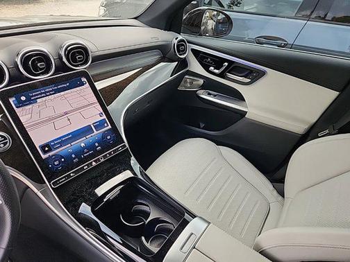 2024 Mercedes-Benz GLC 300 4MATIC