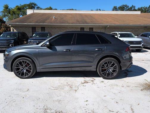 2021 Audi Q8 55 Premium Plus