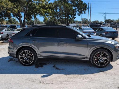 2021 Audi Q8 55 Premium Plus