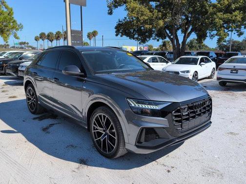 2021 Audi Q8 55 Premium Plus