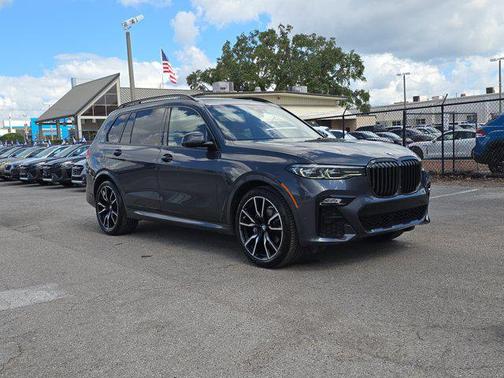 2022 BMW X7 xDrive40i