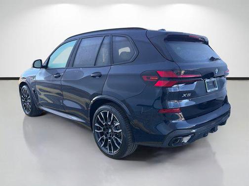 Carbon Black Metallic 2026 BMW X5 PHEV xDrive50e