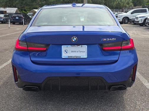 2025 BMW M340 M340i