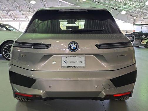 2025 BMW iX xDrive50