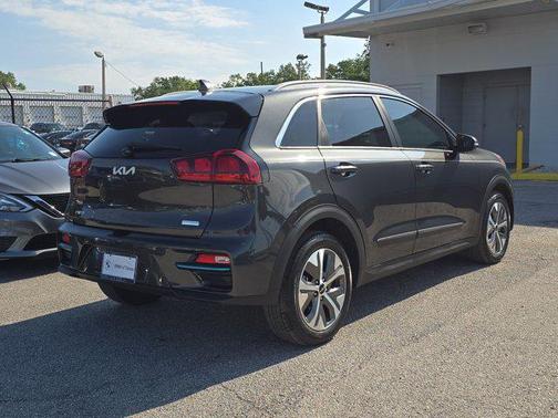 2022 Kia Niro EV EX