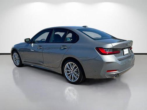 2023 BMW 330 330i