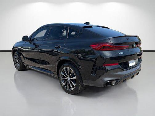 2023 BMW X6 xDrive40i