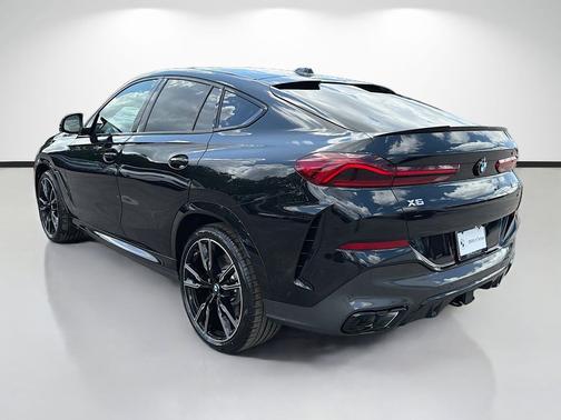 Black Sapphire Metallic 2027 BMW X6 M60i