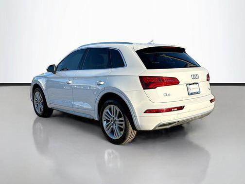 2018 Audi Q5 2.0T Premium Plus