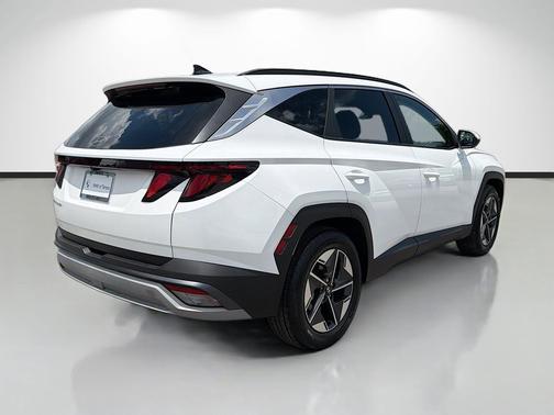 Serenity White Pearl 2025 Hyundai TUCSON SEL