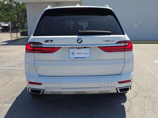 2022 BMW X7 xDrive40i