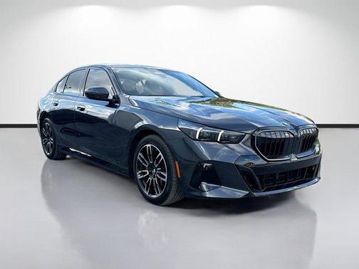 Dark Graphite Metallic 2024 BMW 530 530i