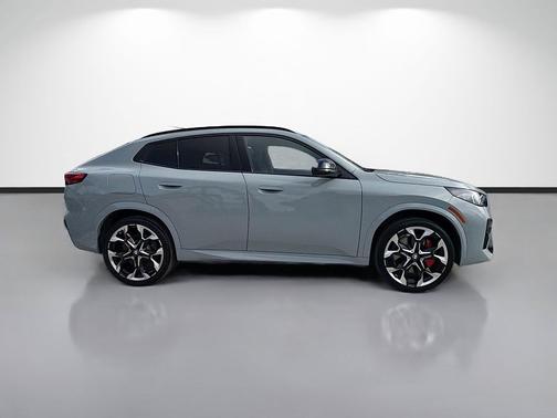 Brooklyn Grey Metallic 2026 BMW X2 xDrive28i
