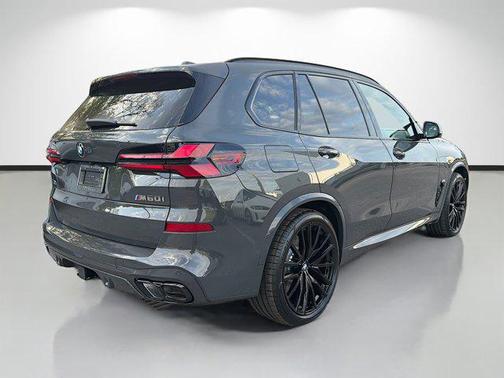 Dravit Grey Metallic 2026 BMW X5 M60i
