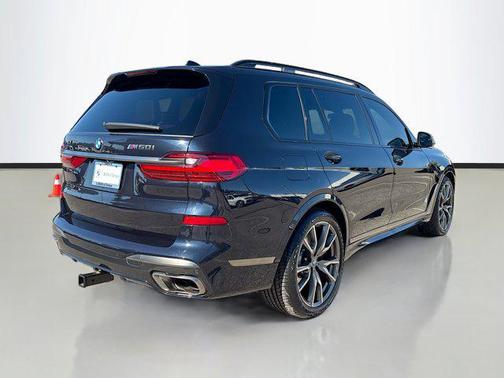 2020 BMW X7 M50i