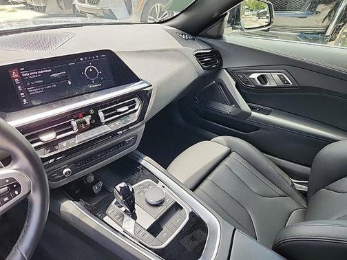 2025 BMW Z4 sDrive30i
