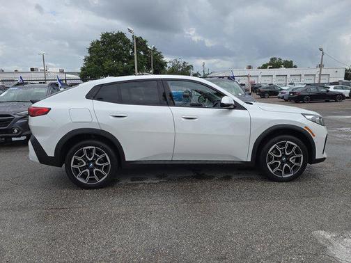 2024 BMW X2 xDrive28i